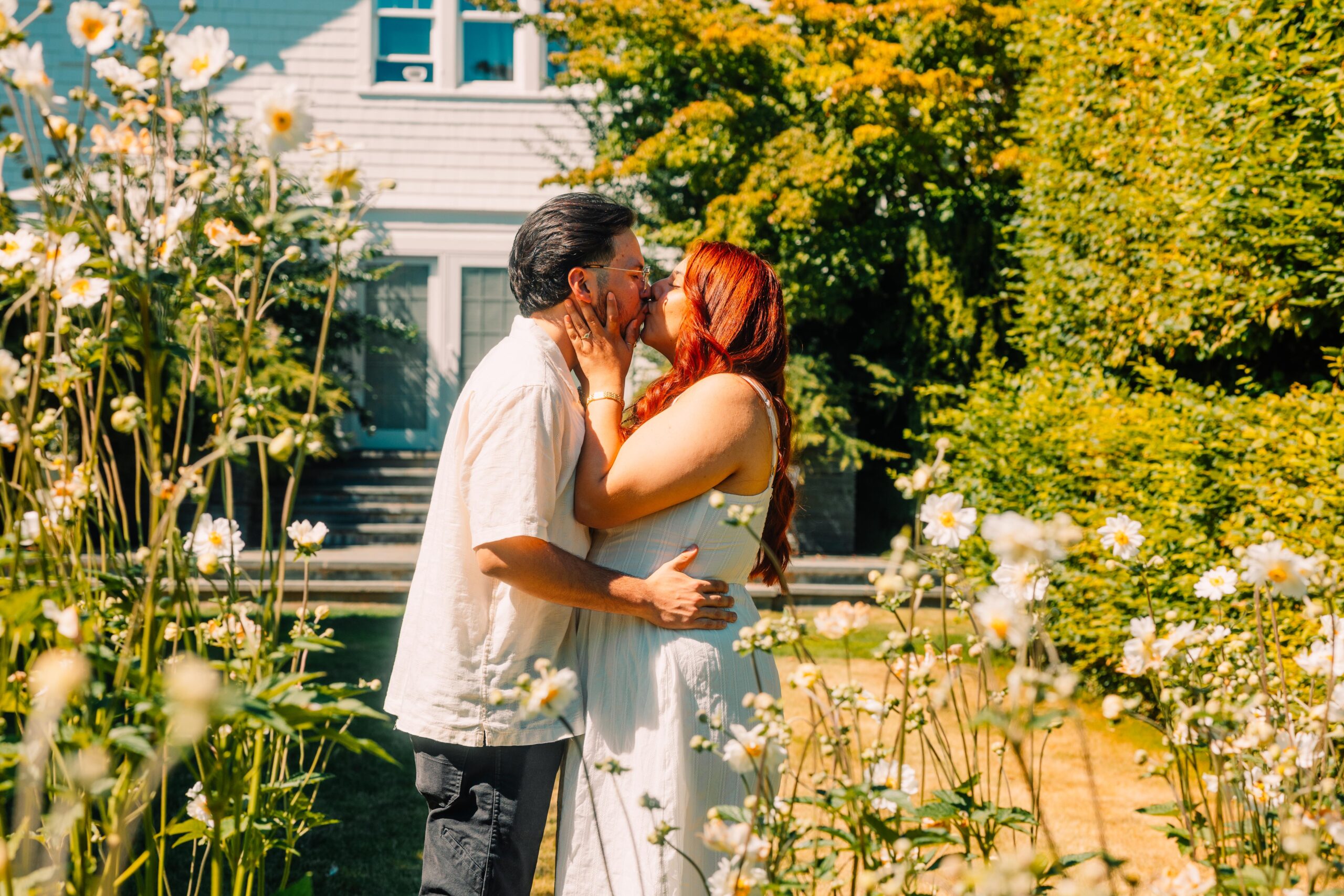 Sunlit Garden Engagement Photography in Washington