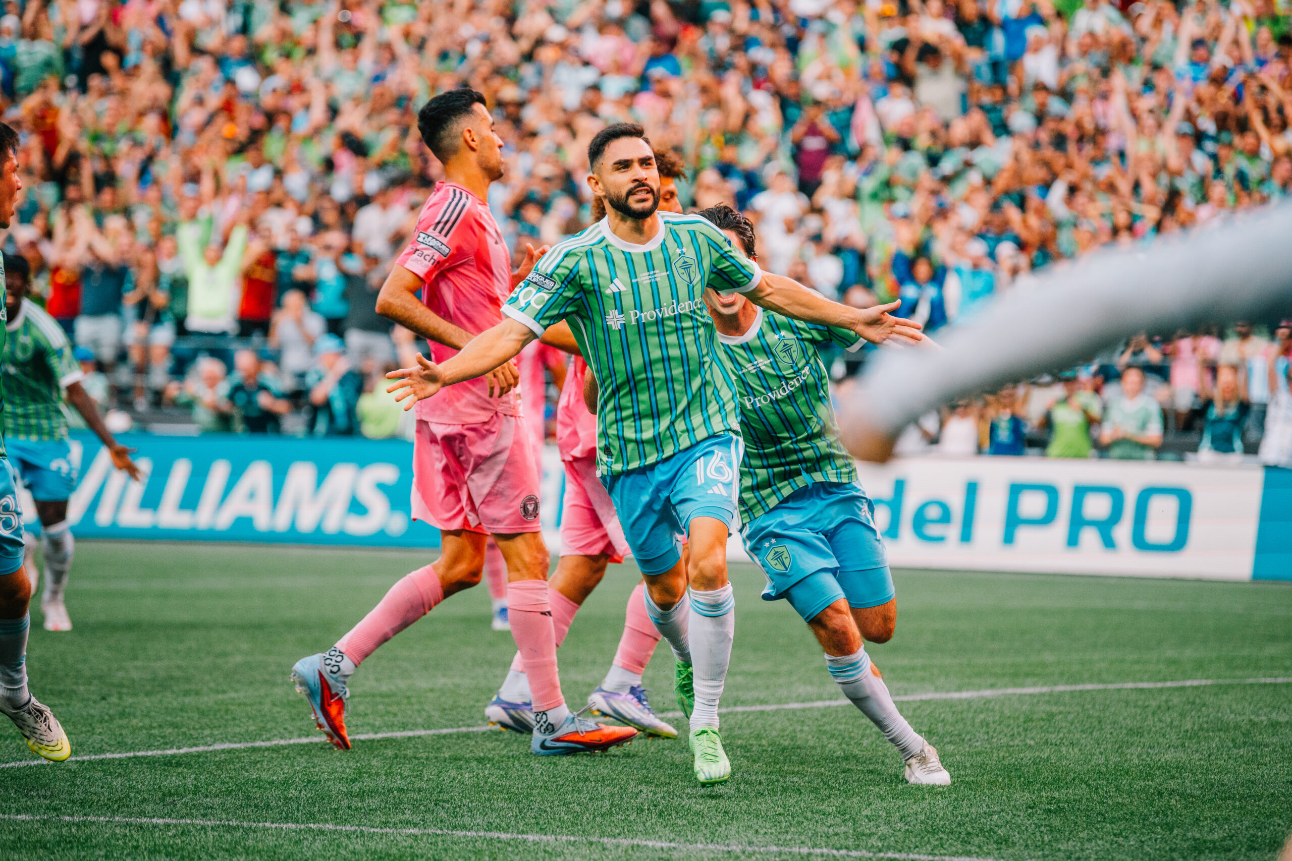 Seattle Sounders vs Inter Miami 2025 – Alex Roldan Goal Celebration
